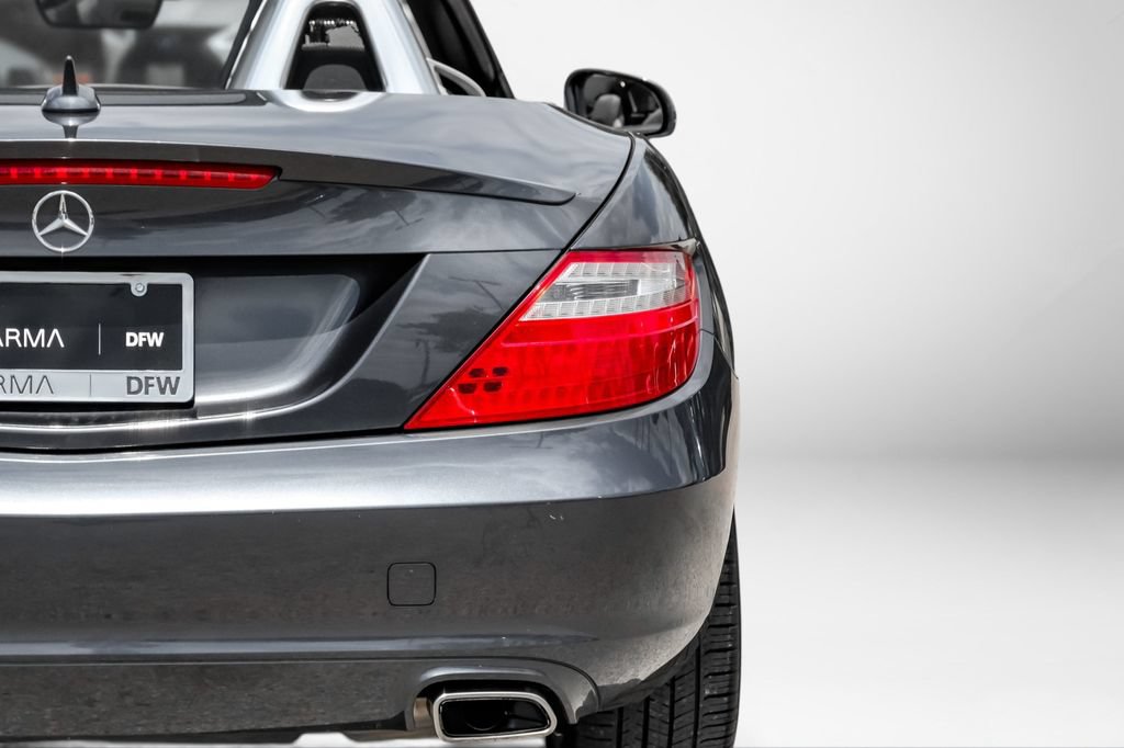 Used 2014 Mercedes-Benz SLK 350 image 34