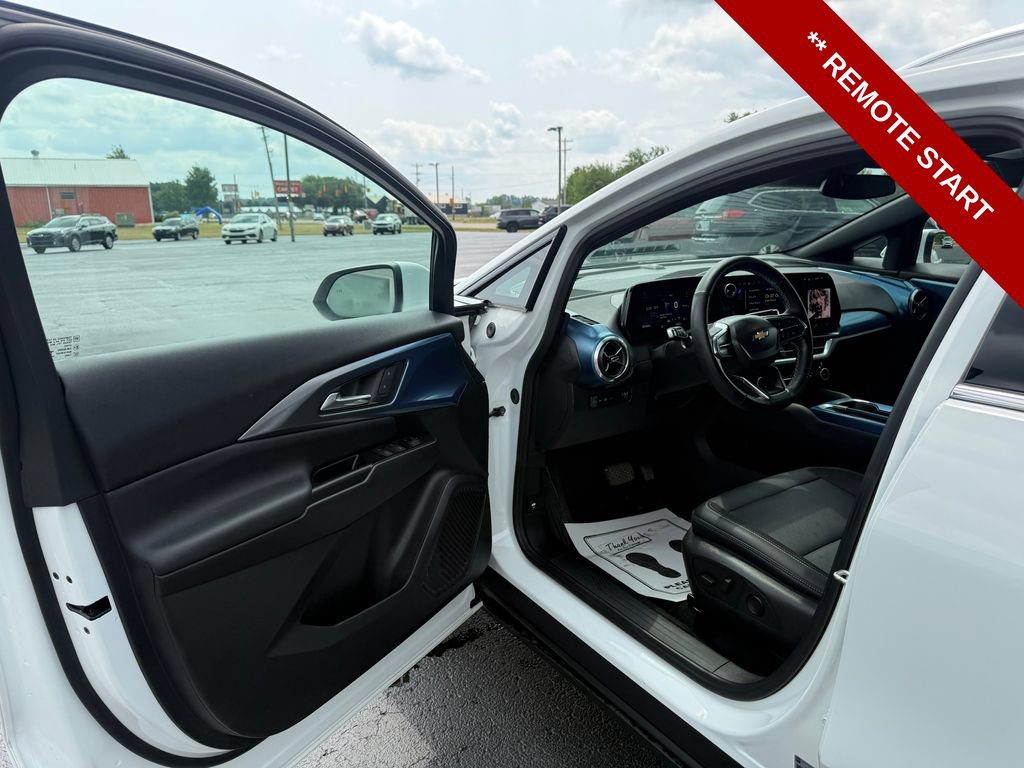 Used 2024 Chevrolet Equinox EV LT w/ LPO, All-Weather Mat Package FWD image 12