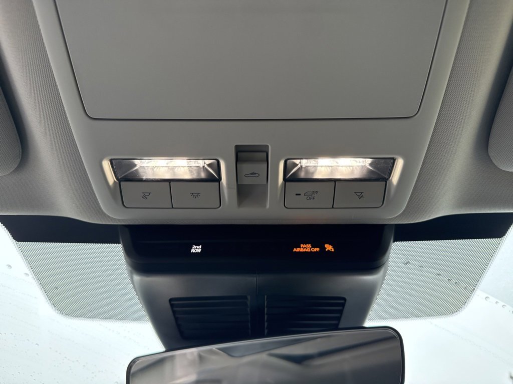 Certified 2025 MAZDA CX-70 3.3 Turbo w/ Preferred Package image 15