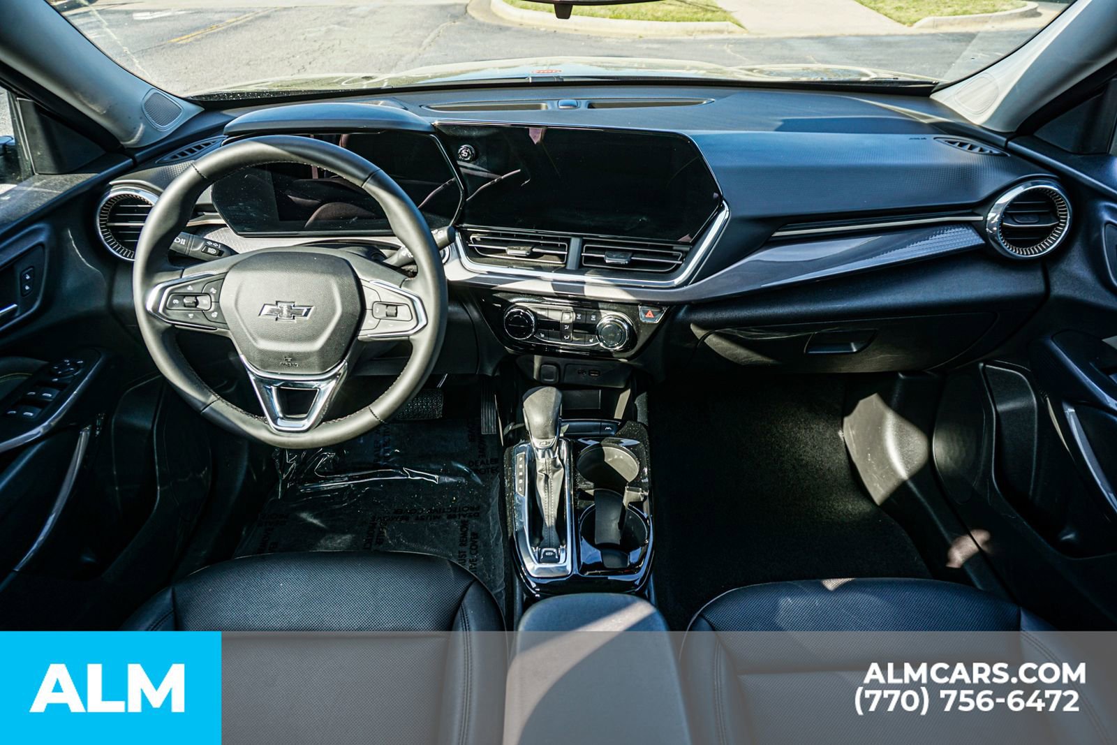 Used 2025 Chevrolet Trax ACTIV w/ Driver Confidence Package image 28