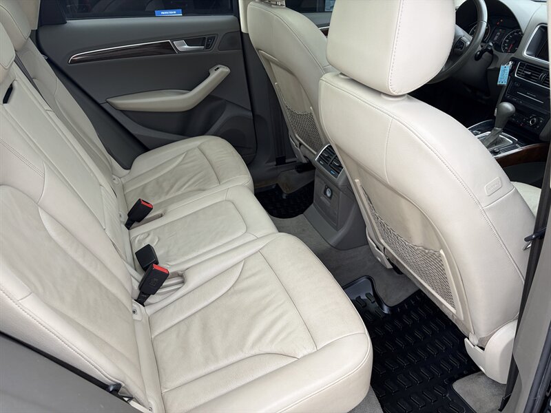 Used 2010 Audi Q5 3.2 Premium Plus AWD/4WD image 12