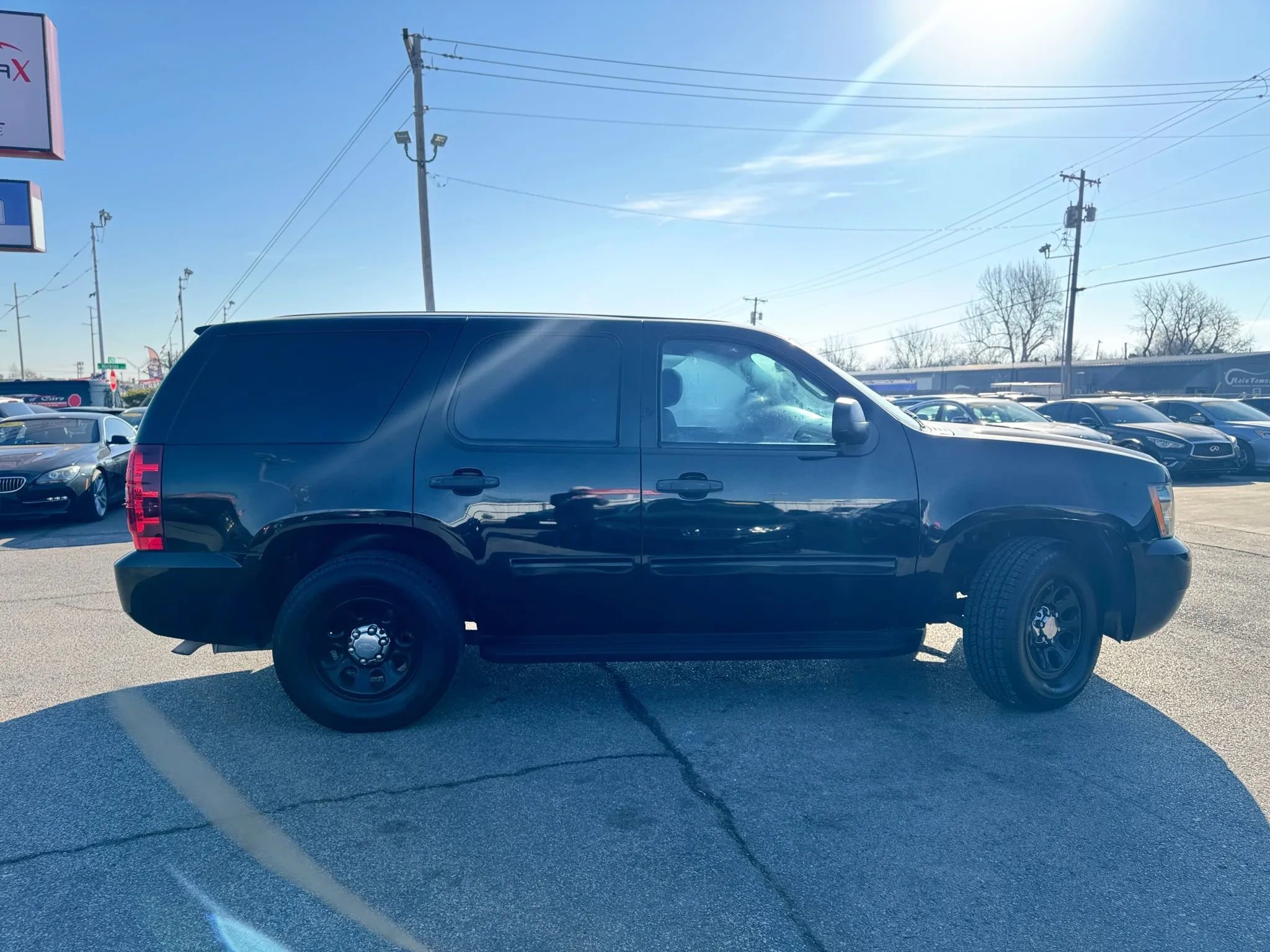 Used 2012 Chevrolet Tahoe 2WD image 2