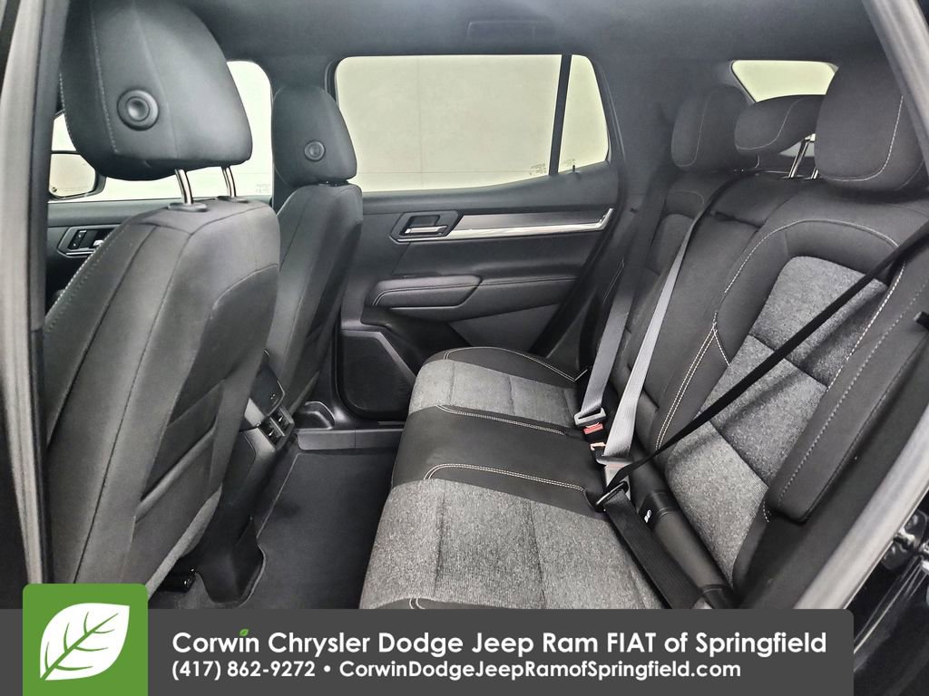 Used 2026 GMC Terrain Elevation image 29