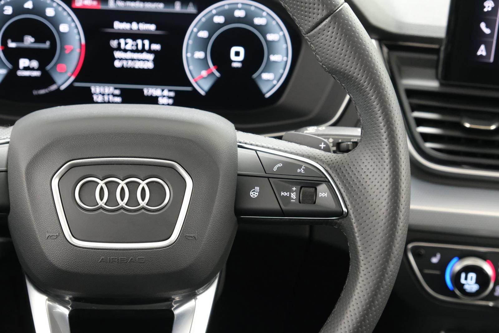 Used 2024 Audi Q5 2.0T Premium Plus AWD/4WD image 14