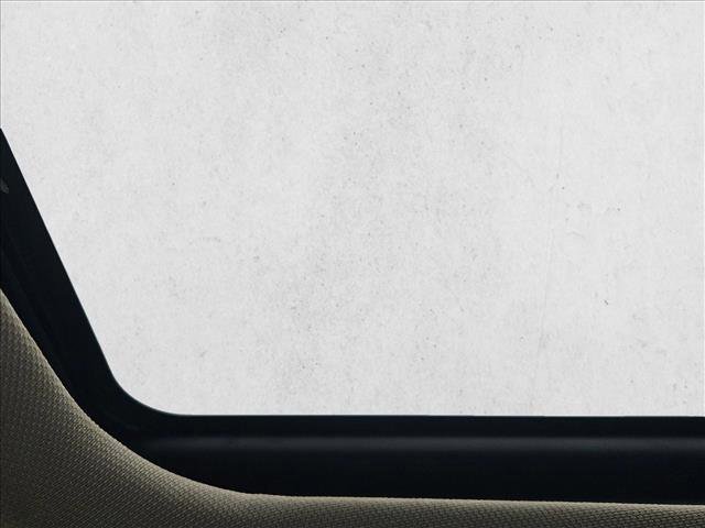 Used 2006 Jeep Grand Cherokee Limited image 16