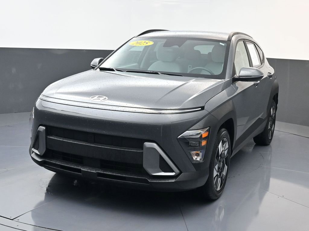 Certified 2025 Hyundai Kona SEL image 8