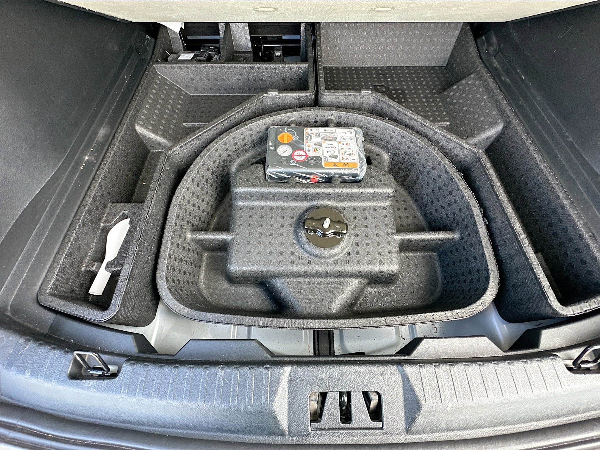 Certified 2024 Ford Edge SEL w/ Convenience Package image 31