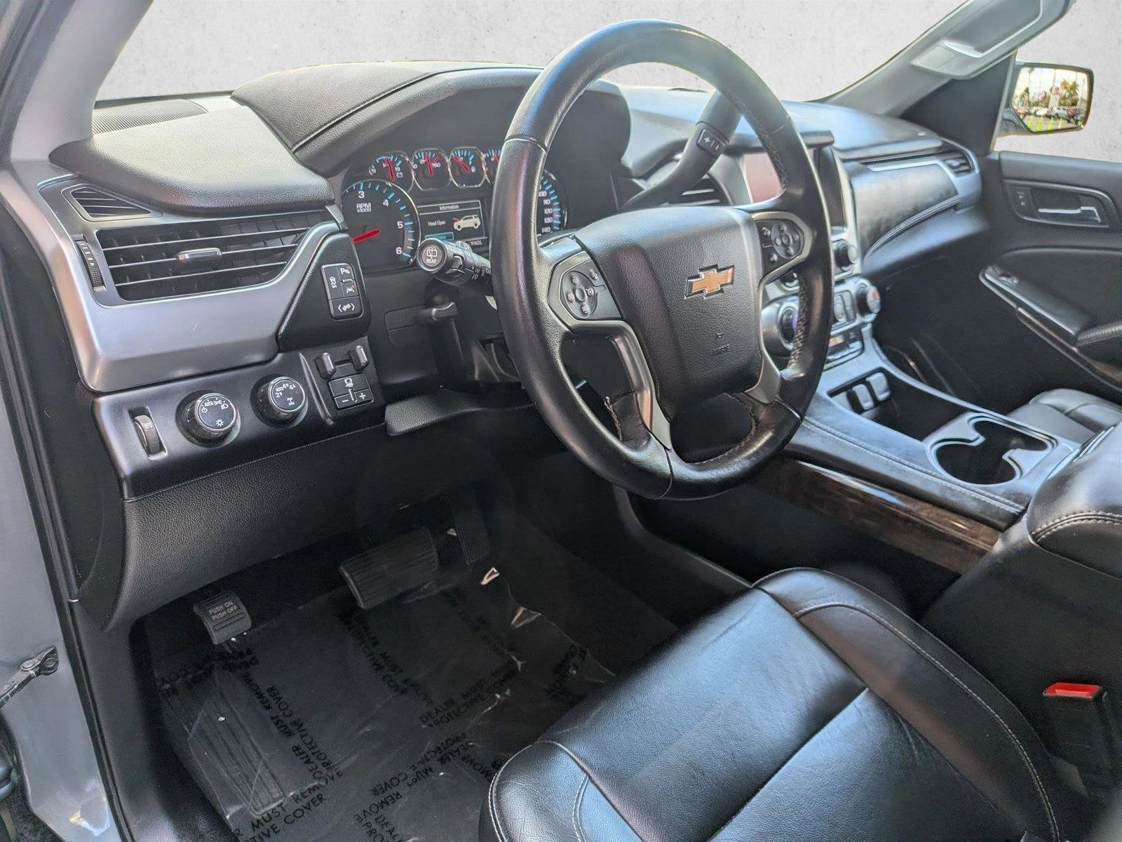 Used 2020 Chevrolet Suburban LT AWD/4WD image 10
