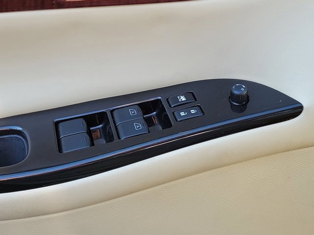 Used 2016 INFINITI QX50 2WD w/ Premium Plus Package image 30