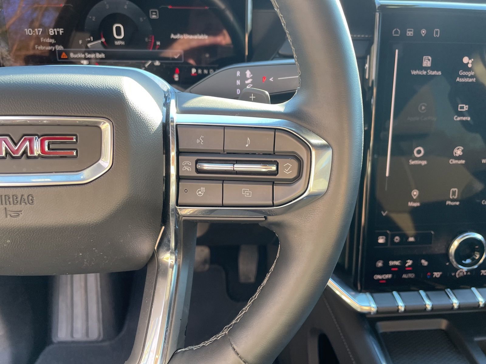 Used 2025 GMC Acadia Elevation image 15