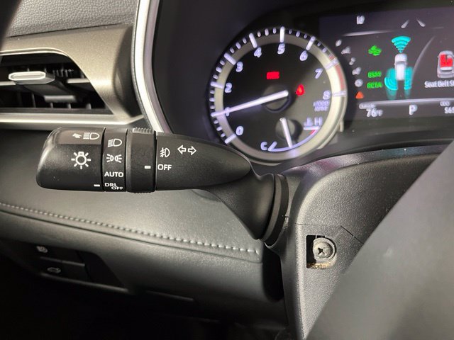 Used 2022 Toyota Highlander XLE AWD/4WD image 20