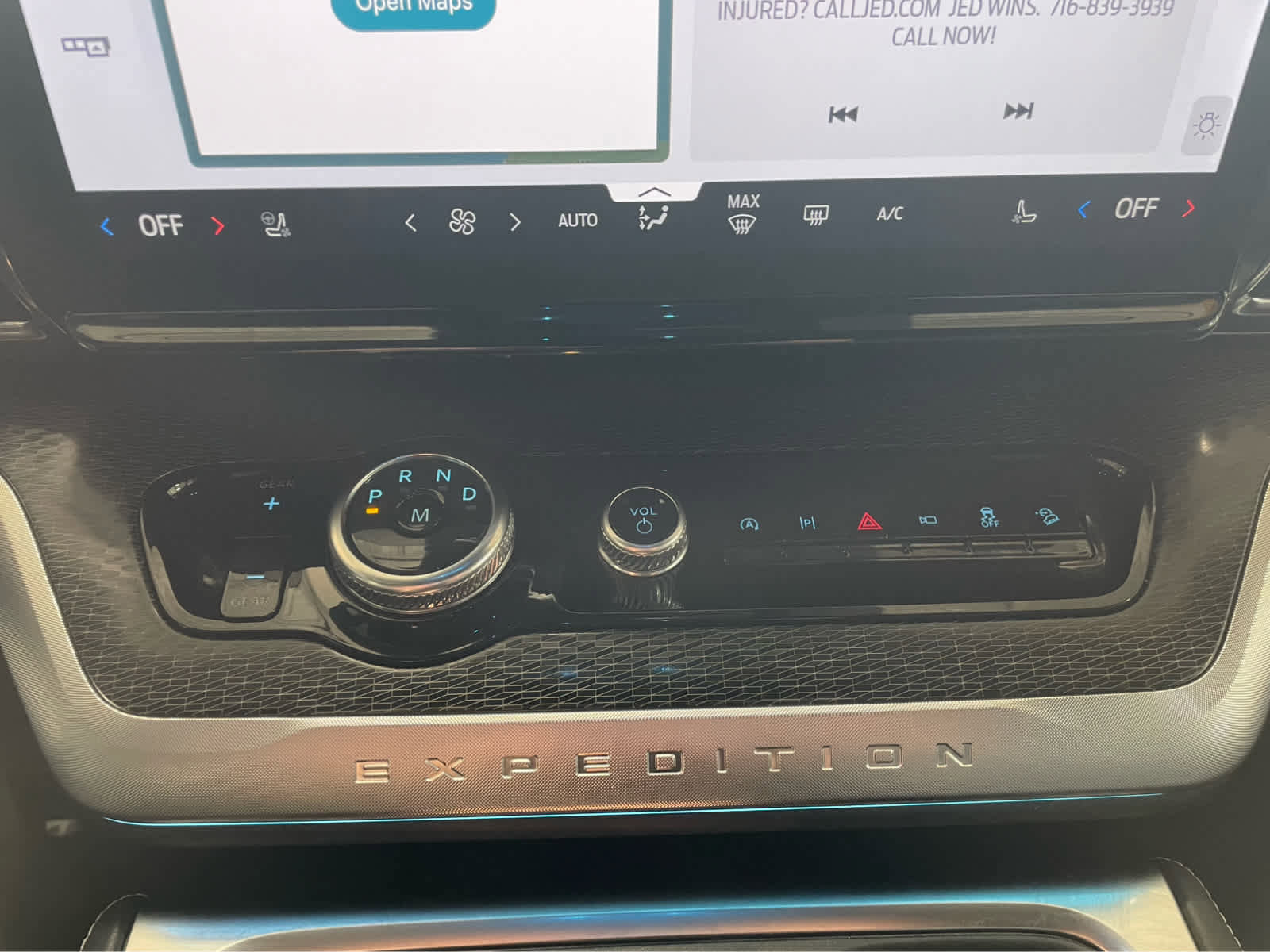 Used 2025 Ford Expedition Platinum w/ Stealth Performance Package AWD/4WD image 34