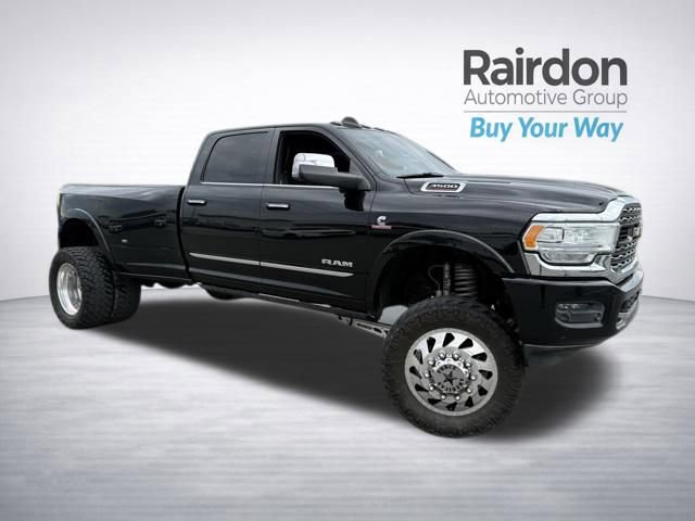 Used 2019 RAM 3500 Limited w/ Max Tow Package image 1