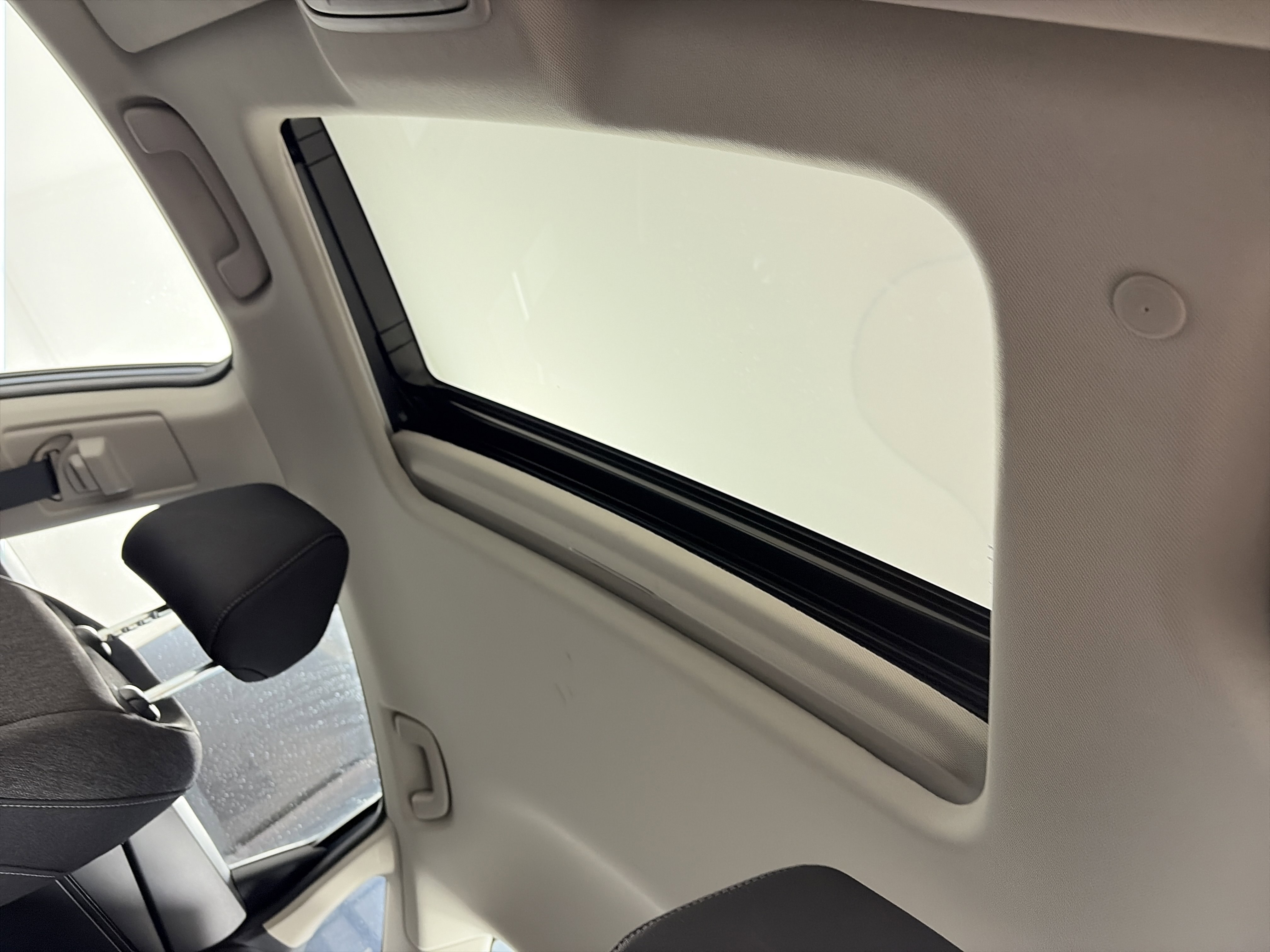 Used 2023 Honda Accord EX image 16