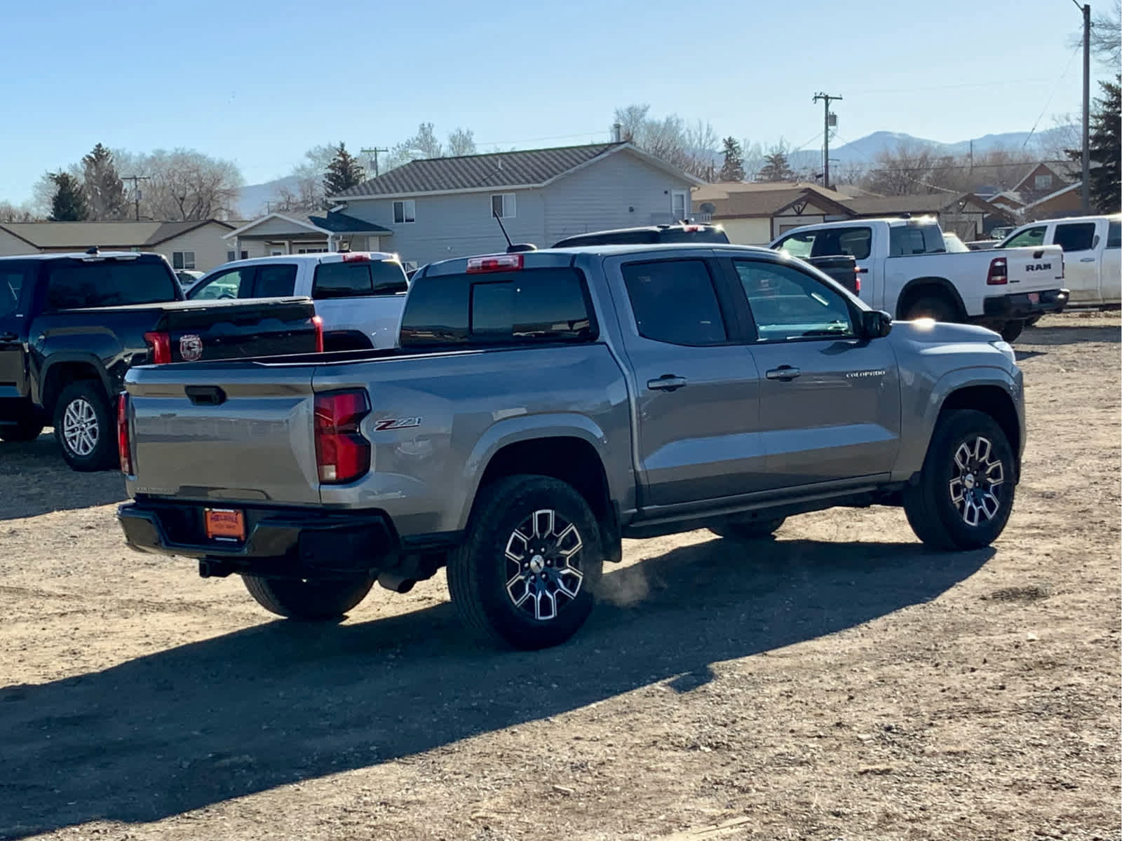Used 2024 Chevrolet Colorado Z71 w/ Z71 Convenience Package 2 image 5