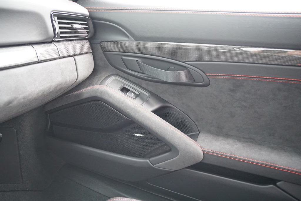Used 2019 Porsche 911 GT2 RS RWD image 25
