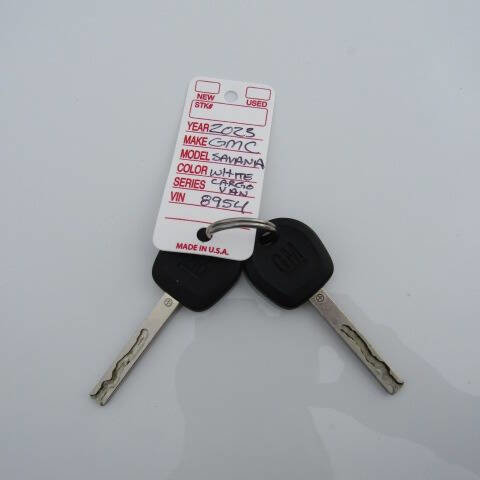 Used 2023 GMC Savana 2500 w/ Driver Convenience Package image 22