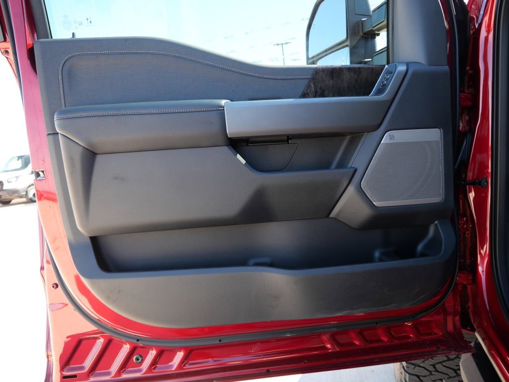 New 2026 Ford F250 Lariat w/ Black Appearance Package image 20