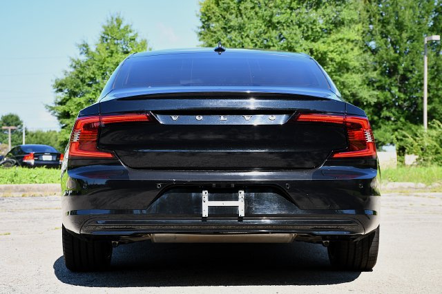 Used 2023 Volvo S90 B6 Plus w/ Protection Package Premier AWD/4WD image 6