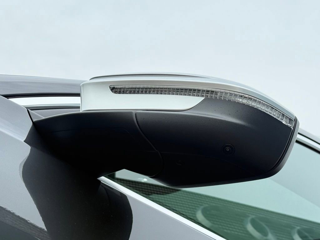 New 2025 Audi SQ5 Premium Plus image 36