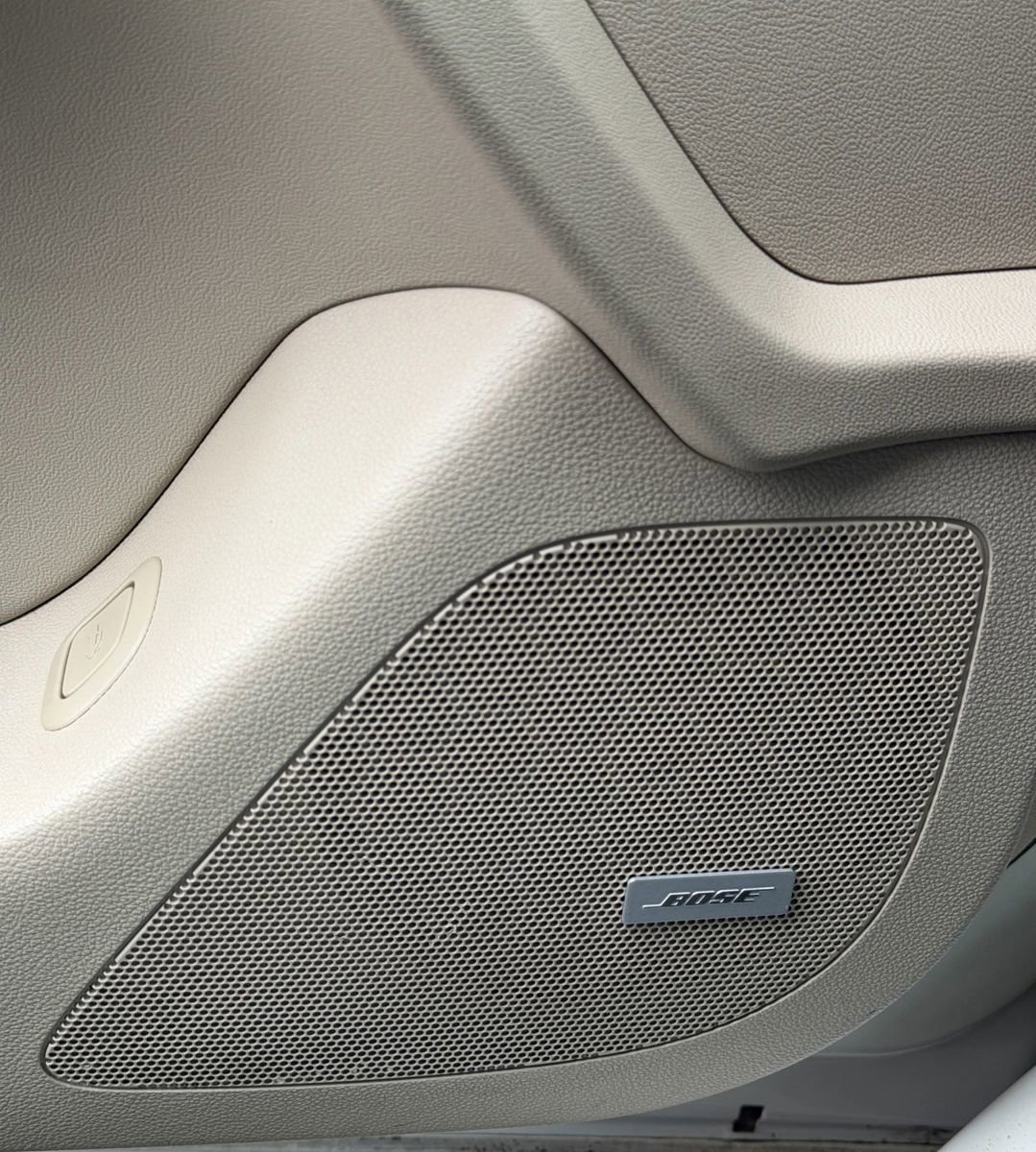Used 2014 Buick LaCrosse Premium FWD image 37