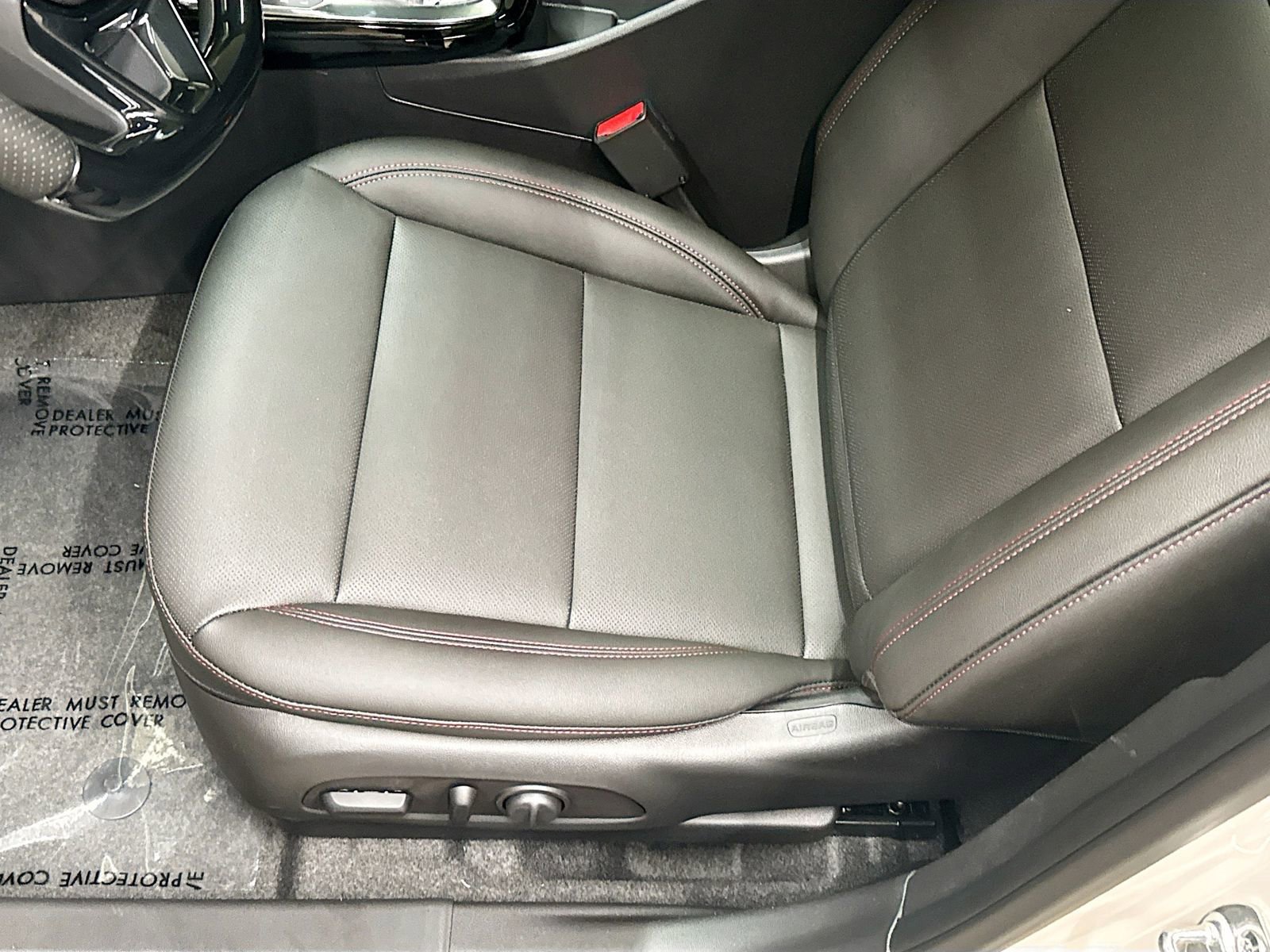 New 2026 Chevrolet Trax RS w/ Sunroof Package FWD image 21