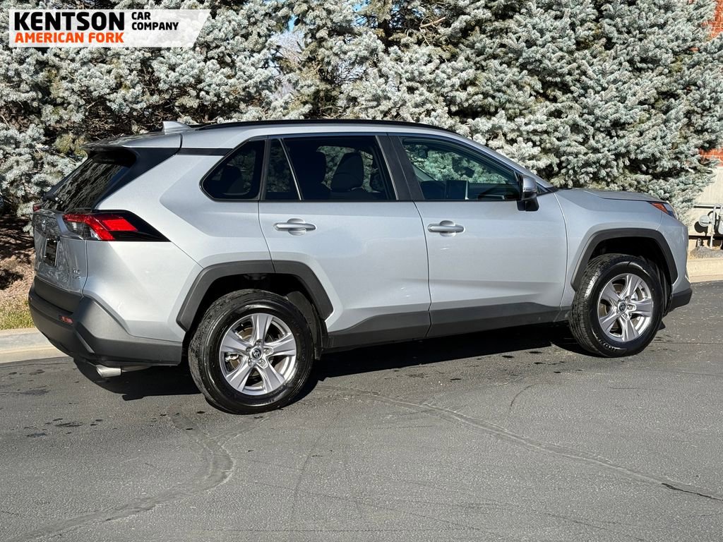 Used 2025 Toyota RAV4 XLE image 8