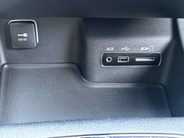 Used 2017 Dodge Durango R/T w/ Technology Group AWD/4WD image 23