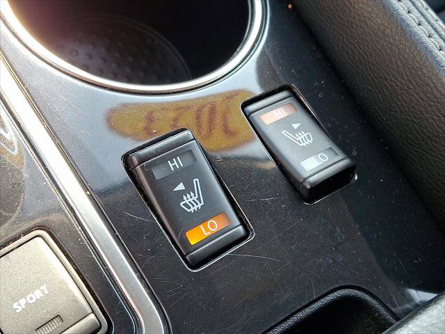 Used 2023 Nissan Maxima SV w/ Floor Mat Group FWD image 17