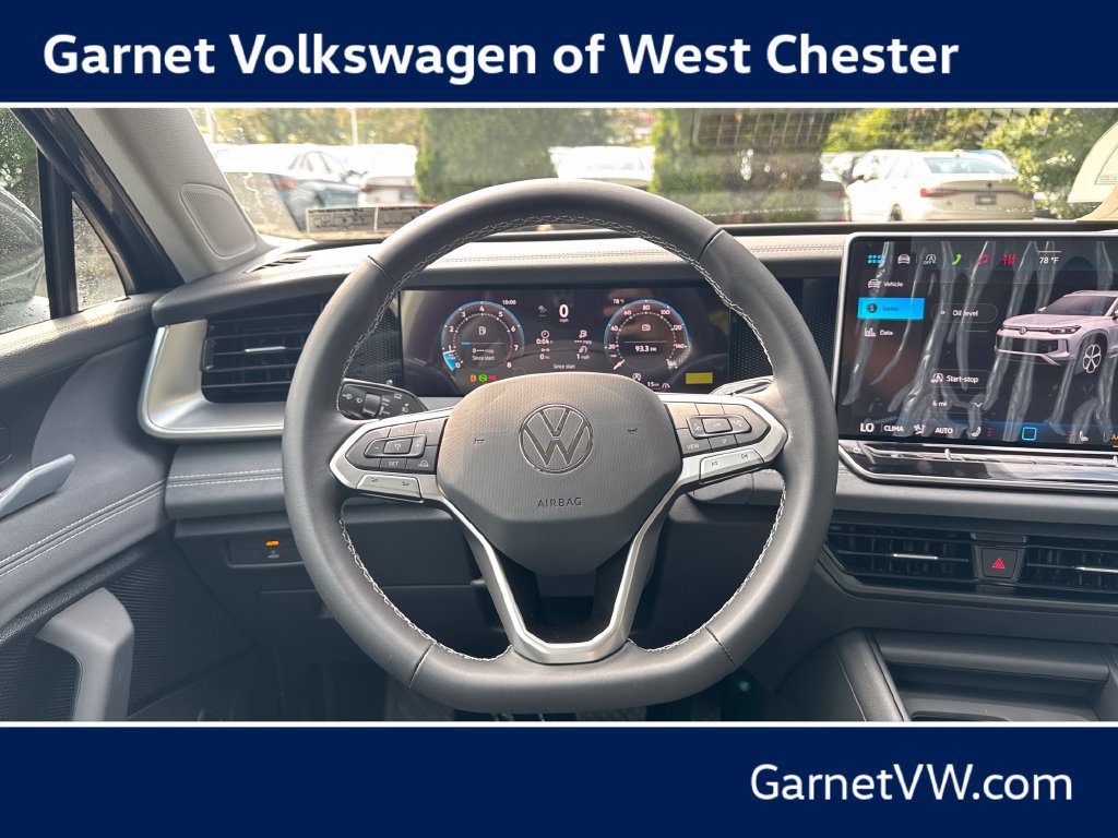 New 2026 Volkswagen Tiguan SE AWD/4WD image 30