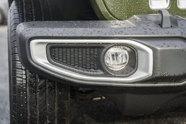 Used 2021 Jeep Wrangler Unlimited Sahara w/ LED Lighting Group image 23