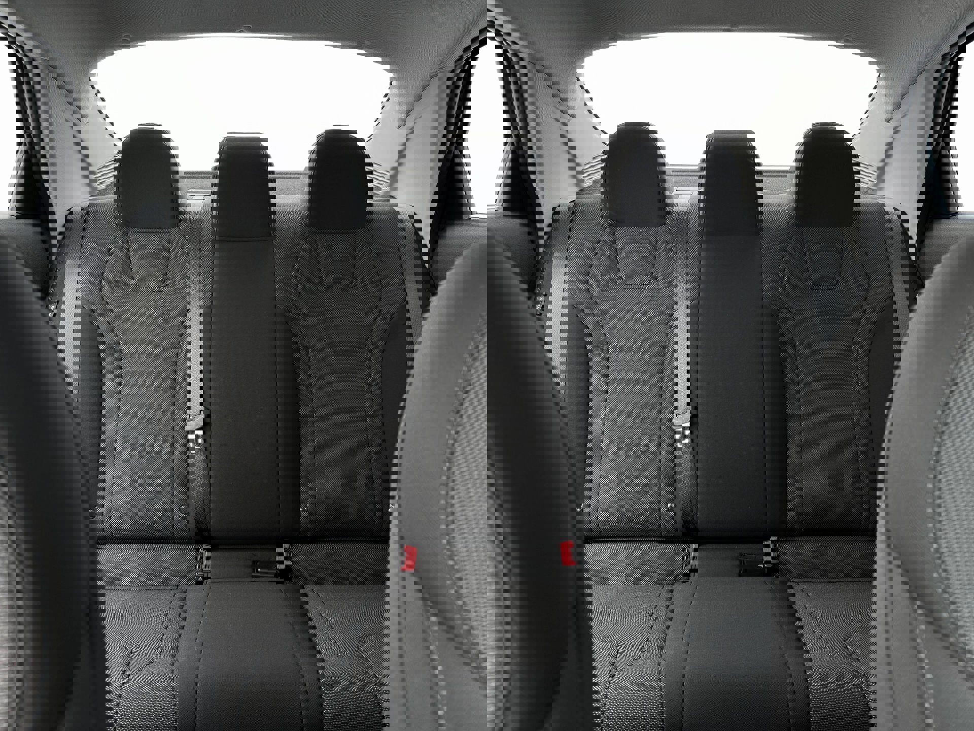 New 2025 Hyundai Elantra SE w/ Cargo Package image 16