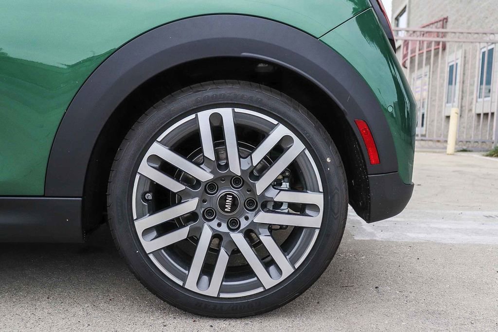 New 2026 MINI Cooper S image 11