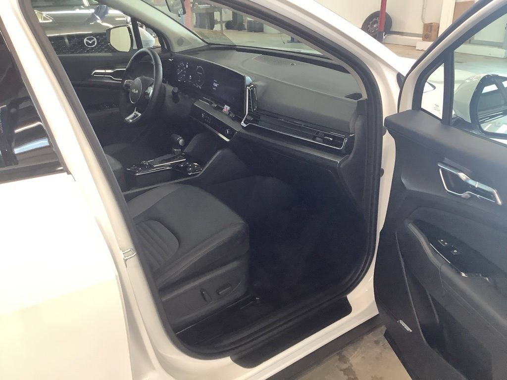 Certified 2024 Kia Sportage SX AWD/4WD image 19