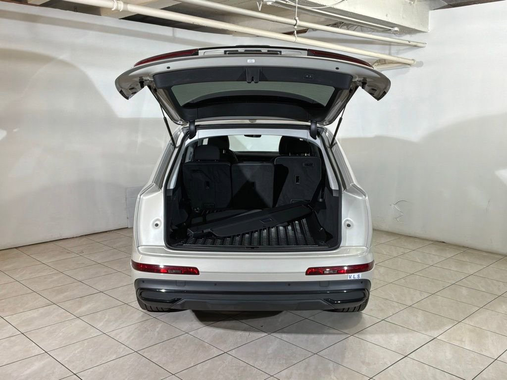 Used 2023 Audi Q7 2.0T Premium Plus w/ Premium Plus Package image 22