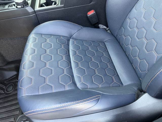 Used 2025 Toyota 4Runner Platinum AWD/4WD image 27
