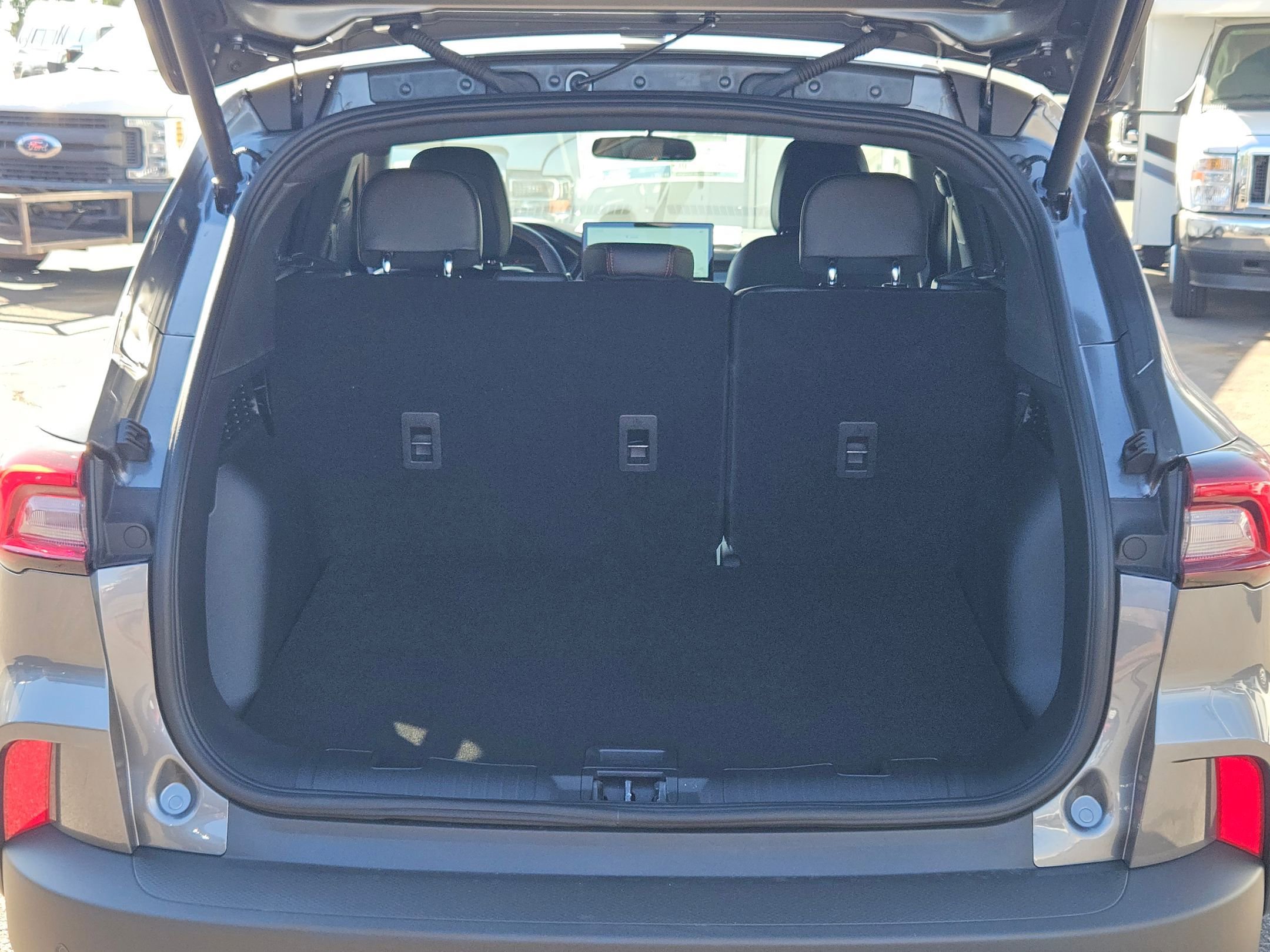 New 2026 Ford Escape ST-Line w/ Tech Pack #1 image 4