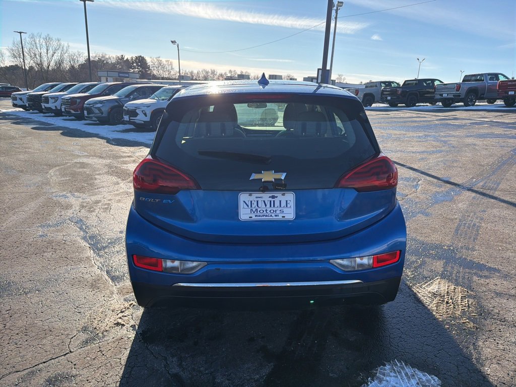 Used 2017 Chevrolet Bolt LT image 4
