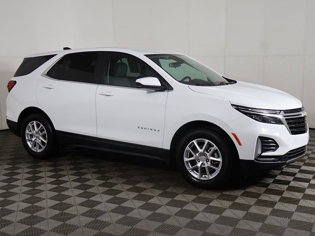 Used 2024 Chevrolet Equinox LT w/ LPO, Floor Liner Package image 13