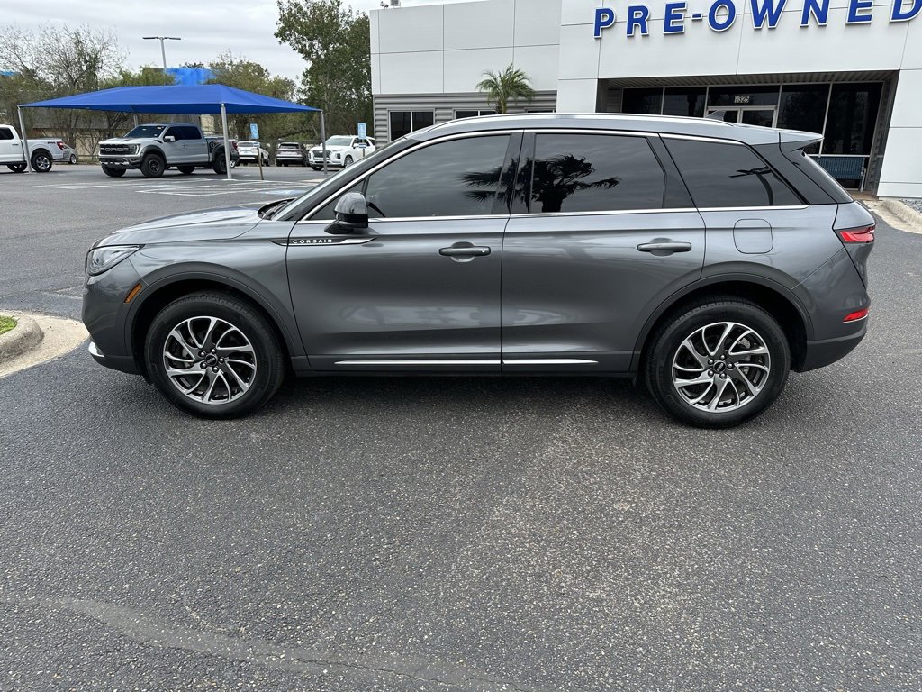 Used 2022 Lincoln Corsair FWD image 3