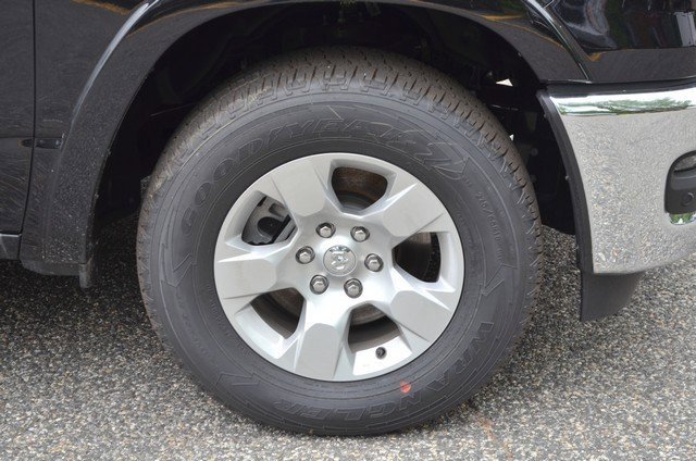 New 2025 RAM 1500 Big Horn image 10