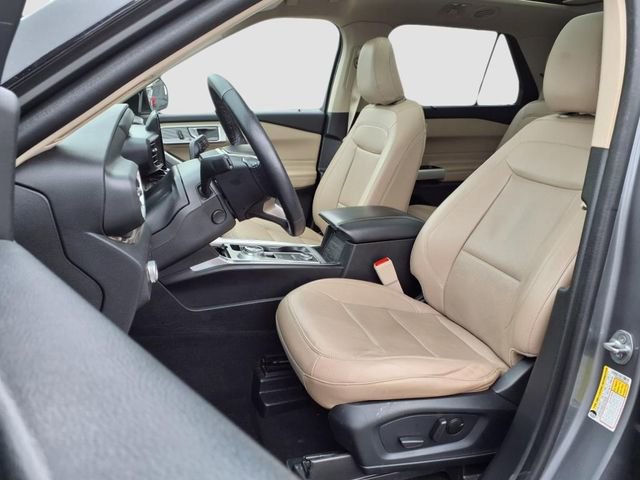 Used 2022 Ford Explorer Limited w/ Equipment Group 301A image 16