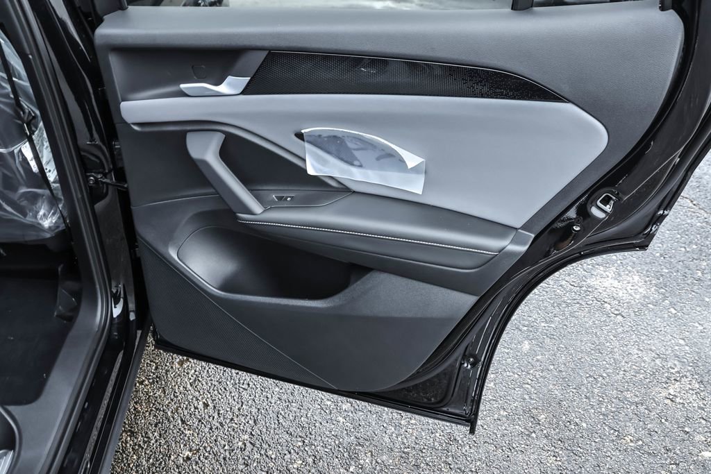 New 2026 Volkswagen Tiguan SE R-Line image 35