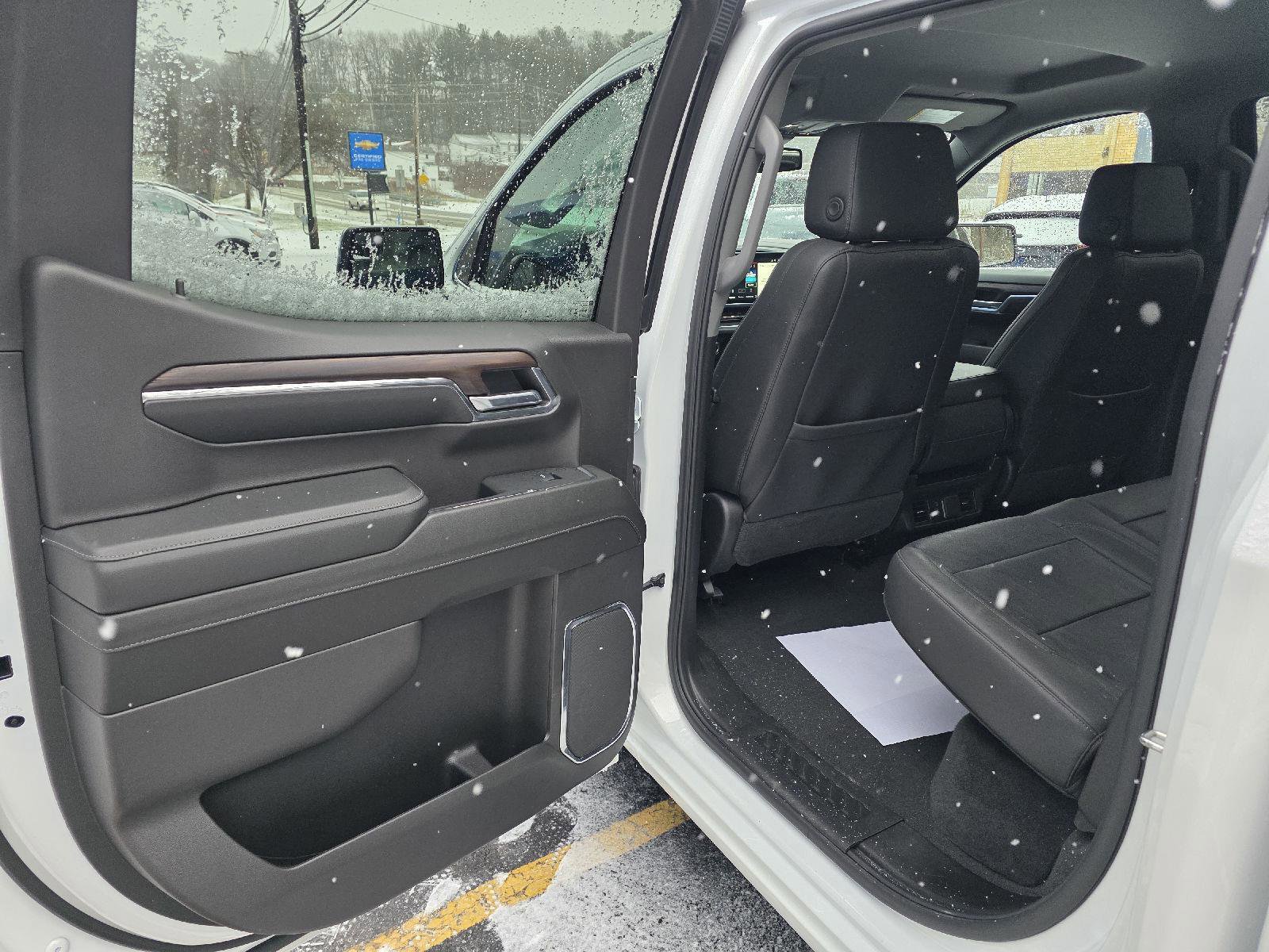 Used 2024 GMC Sierra 1500 SLT image 20