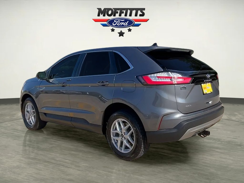 Used 2024 Ford Edge SEL w/ Convenience Package AWD/4WD image 3