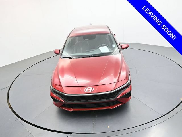 Used 2024 Hyundai Elantra SEL FWD image 19