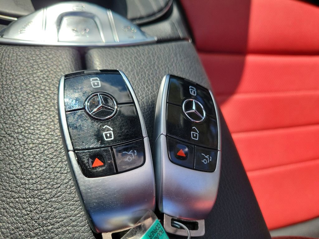 Used 2020 Mercedes-Benz E 450 Cabriolet image 35