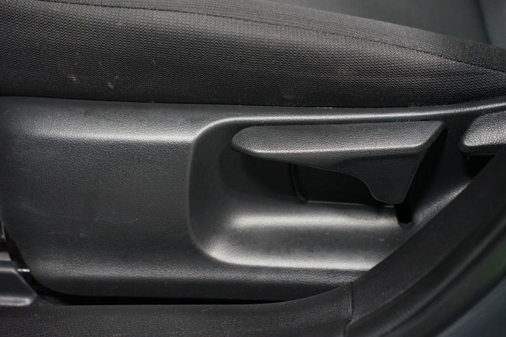 Certified 2023 Toyota Corolla LE image 30