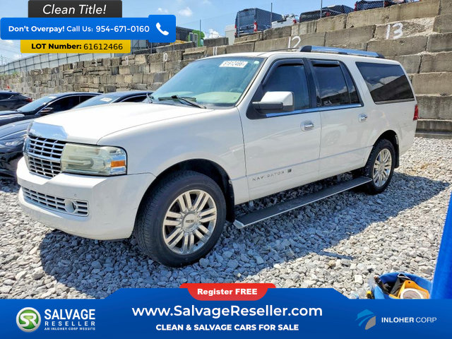 Used 2014 Lincoln Navigator L 2WD image 1