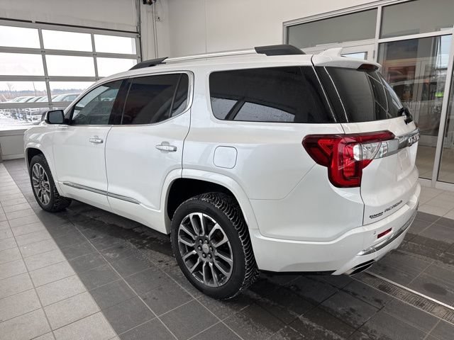 Used 2021 GMC Acadia Denali FWD image 3